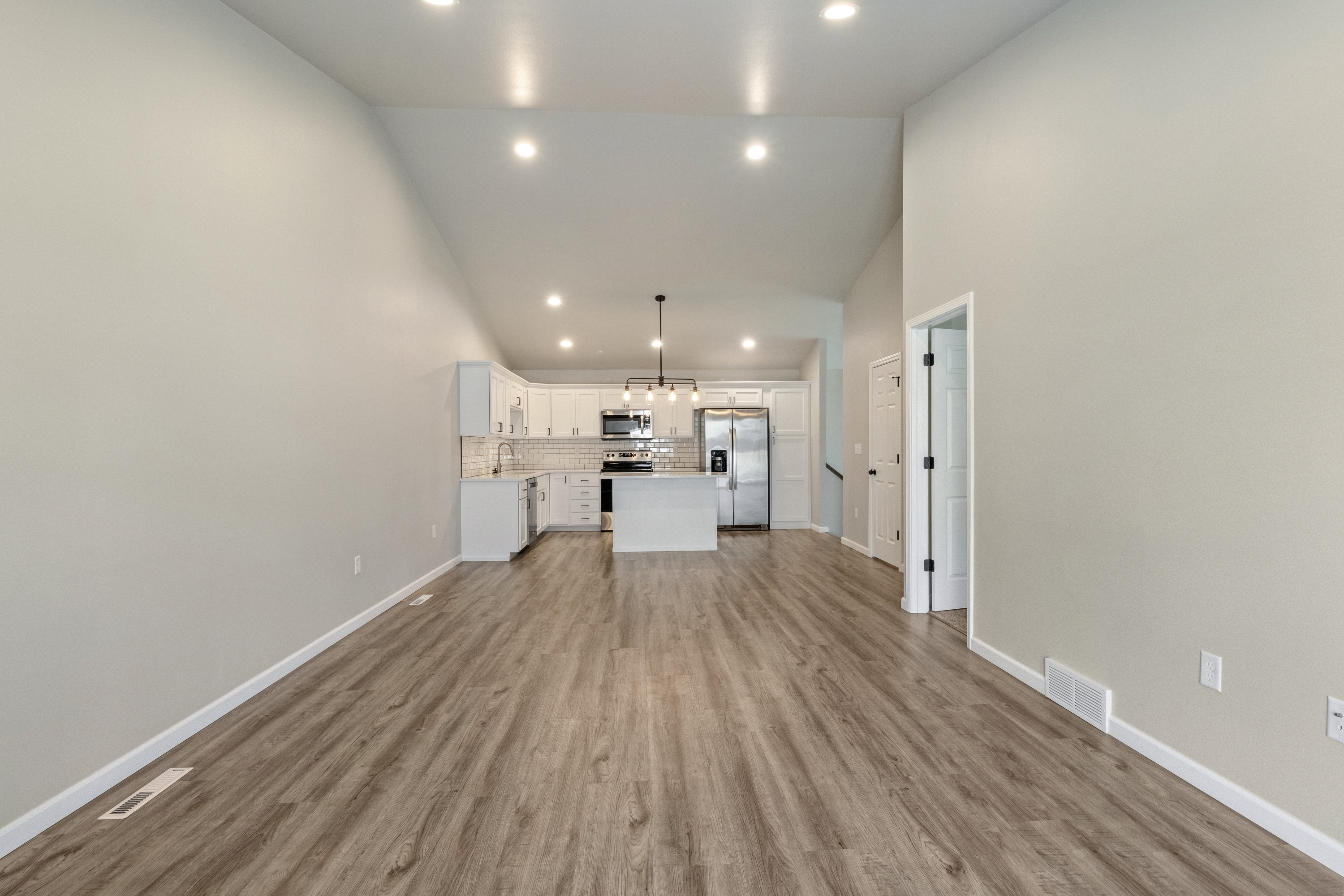 825 United Drive